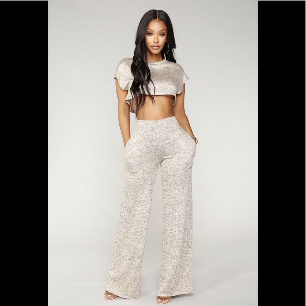 NWT Fashion Nova Still Chillin’ Set size XL